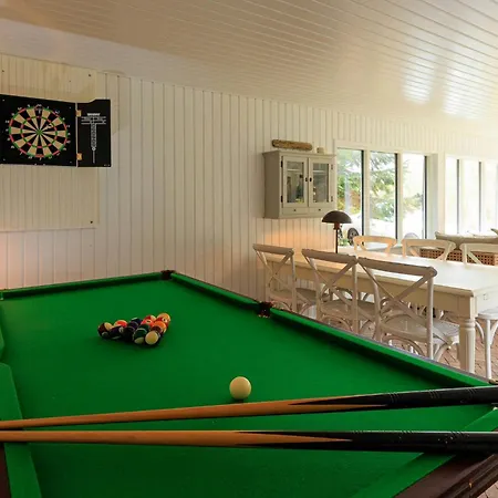 Peace Among Pines In West Sea Gem 펜션 *