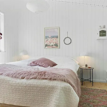 Peace Among Pines In West Sea Gem Semesterbostad *