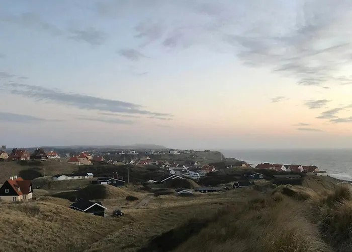 Ro Blandt Naletraeer I Vesterhavsperlen Tatil Evi Hjørring